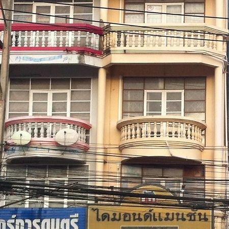 Diamond Mansion & Guesthouse Surat Thani Bagian luar foto